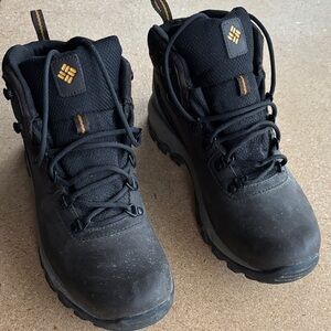 Columbia  Outdoor Boots